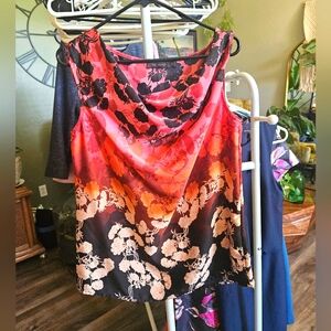 The limited blouse M